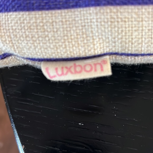 Luxbon Square Accent Hug Pug Pillow- Pillow form included - Picture 6 of 7